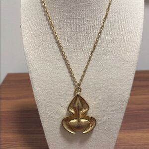 Sarah Coventry Signed Vintage Brutalist Style Gold Tone  Pendant Necklace.